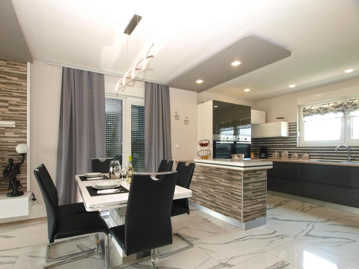 Villa Monteci 2052 Galizana Bagian luar foto